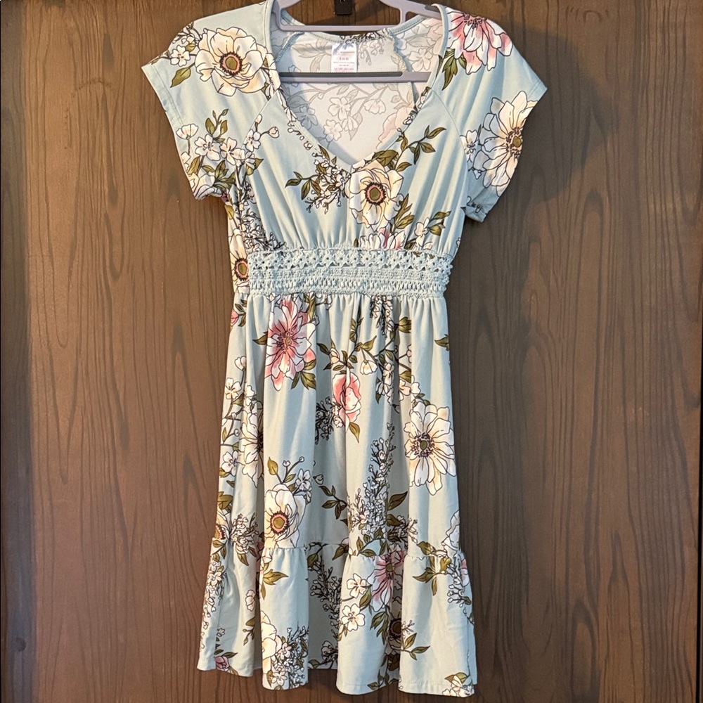 No Boundaries White Floral Top
